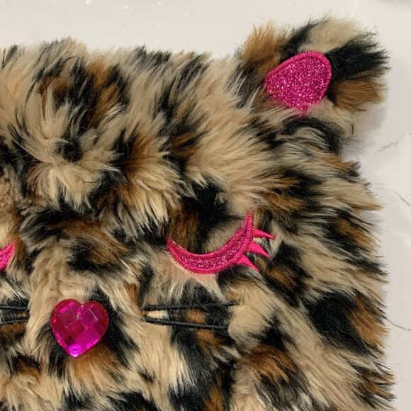 Mystic | Leopard Faux Fur Fleece Girls Winter Hat with Poms Cap - Picture 4 of 8